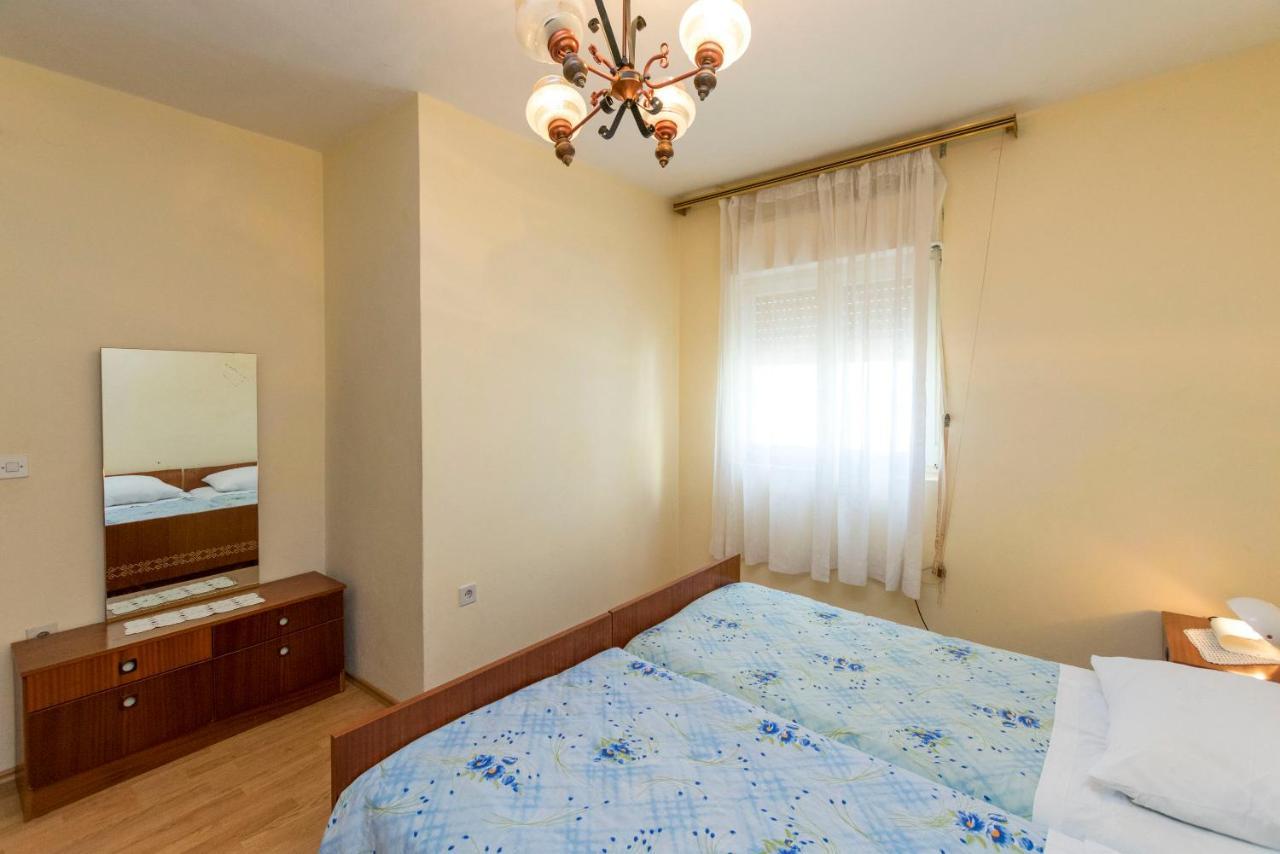 Apartment Lele Primošten Eksteriør billede